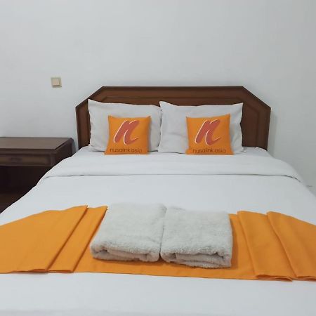Hotel Sanashtri By Shm Bonorejo ภายนอก รูปภาพ