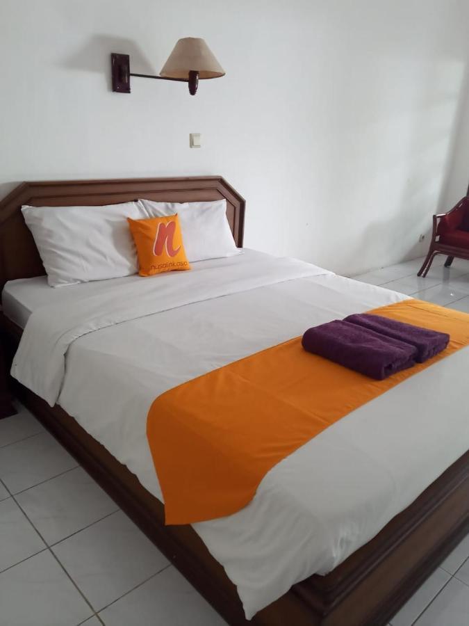 Hotel Sanashtri By Shm Bonorejo ภายนอก รูปภาพ